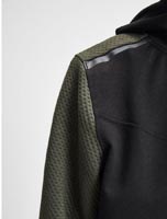 Намерете дрехи Jack And Jones 3 от Дрехи Jack and Jones ООД Намерете дрехи Jack And Jones 3