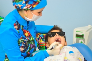Невероятни Invisalign 10 от Confident Невероятни Invisalign 10