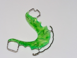 Намерете най-добрите оферти за Invisalign 33 от Confident Намерете най-добрите оферти за Invisalign 33