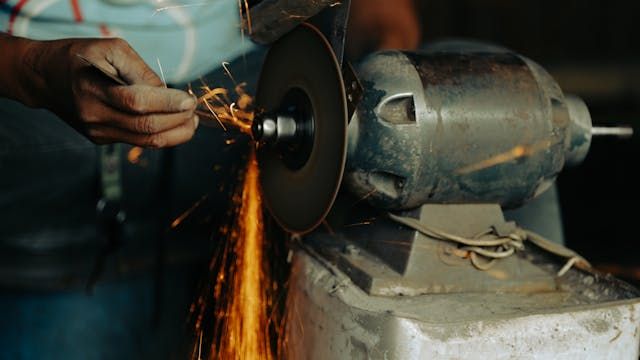 сервиз за електрически тротинетки - 8064 селекции